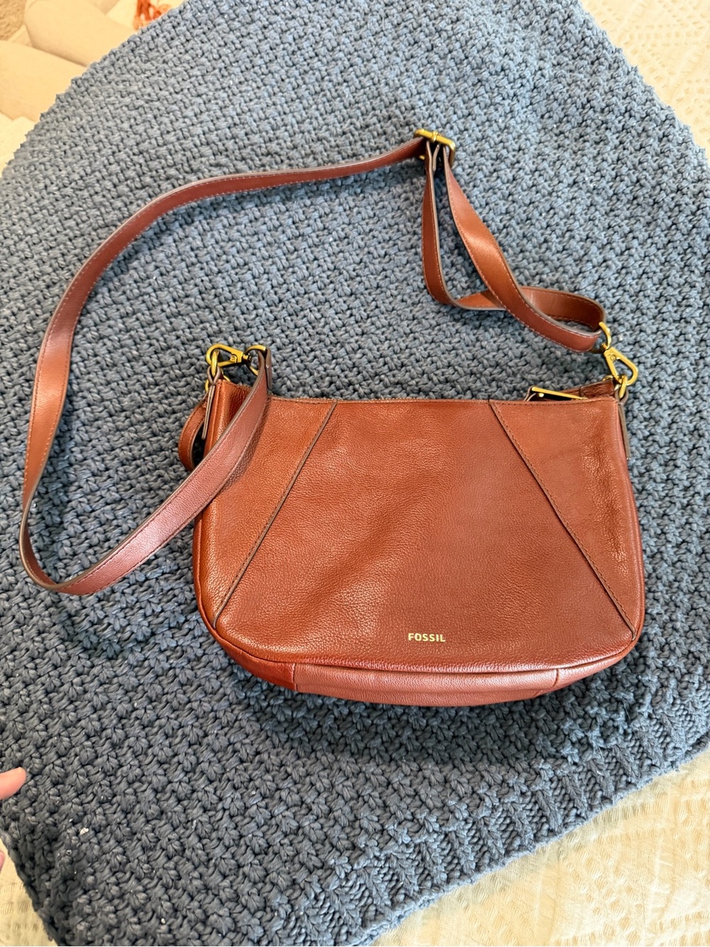 Fossil Chestnut Brown Pebbled Leather Crossbody